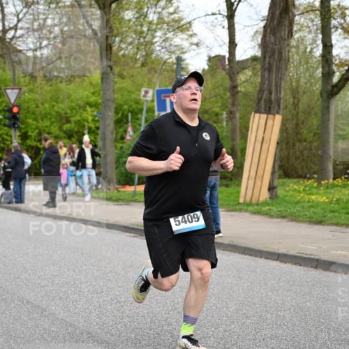 12.04.2026 - 45. Internationalen Wilhelmsburger Insellauf J. Mangold http://msf.ph/oto/9510953 12.04.2026 13:01:43 Ziel 5679, 5472, 5807, 5782, 4666, 5781, 5796, 2675, 2736, 3995, 5188, 5852, 3626, 5409, 5059, 2083, 5176, 4423, 2185, 5100, 4422, 2733, 4433, 2733, 4433, 2738, 3129, 3616, 5181, 5117, 3663, 5540, 5137, 4527, 4606, 5455, 4817, 4818, 4966 meine-sportfotos.de