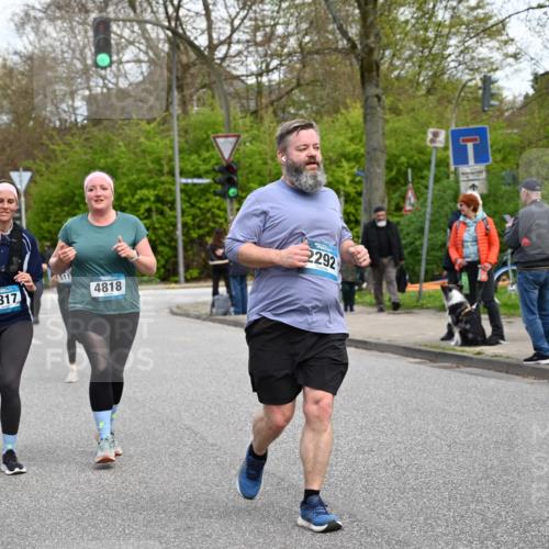 12.04.2026 - 45. Internationalen Wilhelmsburger Insellauf J. Mangold http://msf.ph/oto/9511048 12.04.2026 13:02:01 Ziel 5188, 5852, 3626, 5409, 5059, 2083, 5176, 4423, 2185, 5100, 4422, 2733, 4433, 2738, 3129, 3616, 5181, 5117, 3663, 5540, 5137, 4527, 4606, 5455, 4817, 4818, 4966, 2278, 2292, 2057, 5068, 3858, 3859, 4525, 4072, 2086, 5827, 4310, 4308, 5165, 5165, 4584, 5123, 5177, 5178, 5658, 4235, 3128, 5175, 3510, 4618, 4617, 4990, 3170, 4719, 4854 meine-sportfotos.de