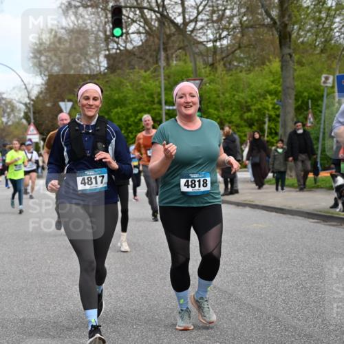 12.04.2026 - 45. Internationalen Wilhelmsburger Insellauf J. Mangold http://msf.ph/oto/9511054 12.04.2026 13:02:02 Ziel 5188, 5852, 3626, 5409, 5059, 2083, 5176, 4423, 2185, 5100, 4422, 2733, 4433, 2738, 3129, 3616, 5181, 5117, 3663, 5540, 5137, 4527, 4606, 5455, 4817, 4818, 4966, 2278, 2292, 2057, 5068, 3858, 3859, 4525, 4072, 2086, 5827, 4310, 4308, 5165, 4584, 5123, 5177, 5178, 5658, 4235, 3128, 5175, 3510, 4618, 4617, 4990, 3170, 4719, 4854, 3761 meine-sportfotos.de