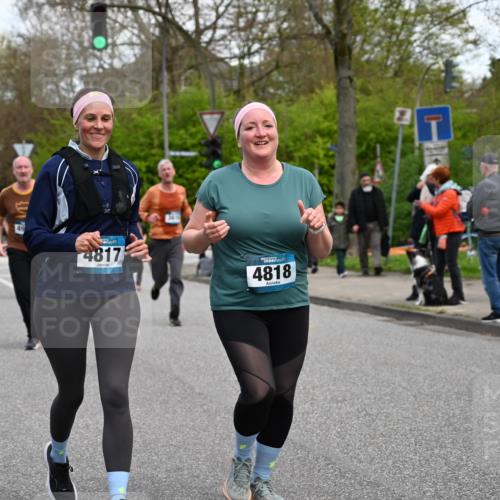 12.04.2026 - 45. Internationalen Wilhelmsburger Insellauf J. Mangold http://msf.ph/oto/9511058 12.04.2026 13:02:02 Ziel 5188, 5852, 3626, 5409, 5059, 2083, 5176, 4423, 2185, 5100, 4422, 2733, 4433, 2738, 3129, 3616, 5181, 5117, 3663, 5540, 5137, 4527, 4606, 5455, 4817, 4818, 4966, 2278, 2292, 2057, 5068, 3858, 3859, 4525, 4072, 2086, 5827, 4310, 4308, 5165, 4584, 5123, 5177, 5178, 5658, 4235, 3128, 5175, 3510, 4618, 4617, 4990, 3170, 4719, 4854, 3761 meine-sportfotos.de