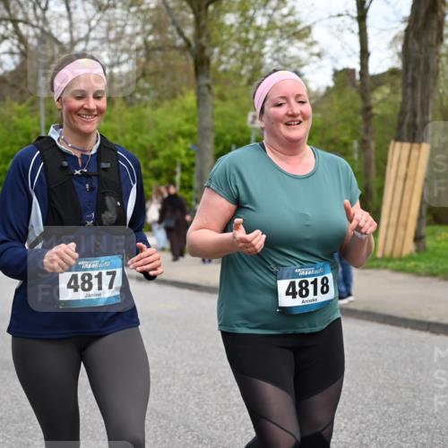 12.04.2026 - 45. Internationalen Wilhelmsburger Insellauf J. Mangold http://msf.ph/oto/9511066 12.04.2026 13:02:03 Ziel 5852, 3626, 5409, 5059, 2083, 5176, 4423, 2185, 5100, 4422, 2733, 4433, 2738, 3129, 3616, 5181, 5117, 5181, 5117, 3663, 5540, 5137, 4527, 4606, 5455, 4817, 4818, 4966, 2278, 2292, 2057, 5068, 3858, 3859, 4525, 4072, 2086, 5827, 4310, 4308, 5165, 4584, 5123, 4584, 5123, 5177, 5178, 5658, 4235, 3128, 5175, 3510, 4618, 4617, 4990, 3170, 4719, 4854, 3761, 4253, 5022 meine-sportfotos.de