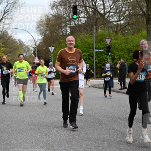 12.04.2026 - 45. Internationalen Wilhelmsburger Insellauf J. Mangold http://msf.ph/oto/9511069 12.04.2026 13:02:04 Ziel 3626, 5409, 5059, 2083, 5176, 4423, 2185, 5100, 4422, 2733, 4433, 2738, 3129, 3616, 5181, 5117, 3663, 5540, 5137, 3663, 5540, 5137, 4527, 4606, 5455, 4817, 4818, 4966, 2278, 2292, 2057, 5068, 3858, 3859, 4525, 4072, 2086, 5827, 4310, 4308, 5165, 4584, 5123, 5177, 5178, 5658, 4235, 3128, 5175, 3510, 4618, 4617, 4990, 3170, 4719, 4854, 3761, 4253, 5022, 4239, 3618 meine-sportfotos.de