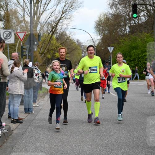 12.04.2026 - 45. Internationalen Wilhelmsburger Insellauf J. Mangold http://msf.ph/oto/9511080 12.04.2026 13:02:06 Ziel 2083, 5176, 4423, 2185, 5100, 4422, 2733, 4433, 2738, 3129, 3616, 5181, 5117, 3663, 5540, 5137, 4527, 4606, 5455, 4817, 4818, 4817, 4818, 4966, 2278, 2292, 2057, 5068, 3858, 3859, 4525, 4072, 2086, 5827, 4310, 4308, 5165, 4584, 5123, 5177, 5178, 5177, 5178, 5658, 4235, 3128, 5175, 3510, 4618, 4617, 4990, 3170, 4719, 4854, 3761, 4253, 5022, 4239, 3618, 3784, 5329, 5330, 4099 meine-sportfotos.de