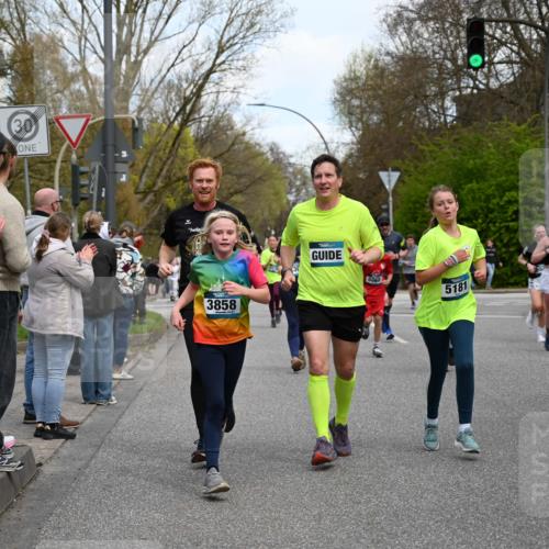 12.04.2026 - 45. Internationalen Wilhelmsburger Insellauf J. Mangold http://msf.ph/oto/9511084 12.04.2026 13:02:06 Ziel 2083, 5176, 4423, 2185, 5100, 4422, 2733, 4433, 2738, 3129, 3616, 5181, 5117, 3663, 5540, 5137, 4527, 4606, 5455, 4817, 4818, 4817, 4818, 4966, 2278, 2292, 2057, 5068, 3858, 3859, 4525, 4072, 2086, 5827, 4310, 4308, 5165, 4584, 5123, 5177, 5178, 5177, 5178, 5658, 4235, 3128, 5175, 3510, 4618, 4617, 4990, 3170, 4719, 4854, 3761, 4253, 5022, 4239, 3618, 3784, 5329, 5330, 4099 meine-sportfotos.de