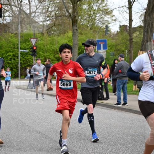 12.04.2026 - 45. Internationalen Wilhelmsburger Insellauf J. Mangold http://msf.ph/oto/9511114 12.04.2026 13:02:10 Ziel 4423, 2185, 5100, 4422, 2733, 4433, 2738, 3129, 3616, 5181, 5117, 3663, 5540, 5137, 4527, 4606, 5455, 4817, 4818, 4966, 2278, 2292, 2057, 5068, 3858, 3859, 4525, 5068, 3858, 3859, 4525, 4072, 2086, 5827, 4310, 4308, 5165, 4584, 5123, 5177, 5178, 5658, 4235, 3128, 5175, 3510, 3510, 4618, 4617, 4990, 3170, 4719, 4854, 3761, 4253, 5022, 4239, 3618, 3784, 5329, 5330, 4099, 4576, 4100, 2023, 5091, 5072 meine-sportfotos.de