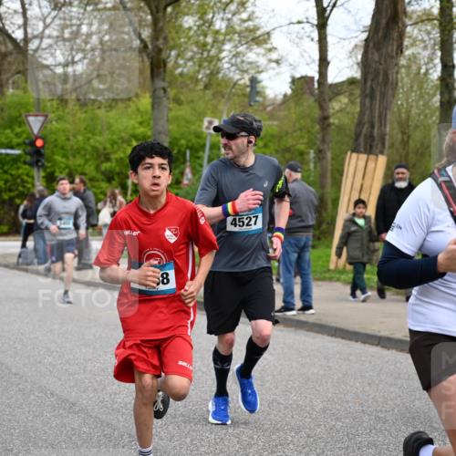 12.04.2026 - 45. Internationalen Wilhelmsburger Insellauf J. Mangold http://msf.ph/oto/9511116 12.04.2026 13:02:10 Ziel 4423, 2185, 5100, 4422, 2733, 4433, 2738, 3129, 3616, 5181, 5117, 3663, 5540, 5137, 4527, 4606, 5455, 4817, 4818, 4966, 2278, 2292, 2057, 5068, 3858, 3859, 4525, 5068, 3858, 3859, 4525, 4072, 2086, 5827, 4310, 4308, 5165, 4584, 5123, 5177, 5178, 5658, 4235, 3128, 5175, 3510, 3510, 4618, 4617, 4990, 3170, 4719, 4854, 3761, 4253, 5022, 4239, 3618, 3784, 5329, 5330, 4099, 4576, 4100, 2023, 5091, 5072 meine-sportfotos.de
