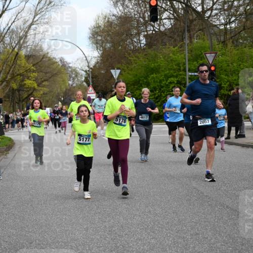 12.04.2026 - 45. Internationalen Wilhelmsburger Insellauf J. Mangold http://msf.ph/oto/9511129 12.04.2026 13:02:12 Ziel 4423, 2185, 5100, 4422, 2733, 4433, 2738, 3129, 3616, 5181, 5117, 3663, 5540, 5137, 4527, 4606, 5455, 4817, 4818, 4966, 2278, 2292, 2057, 5068, 3858, 3859, 4525, 4072, 2086, 5827, 4310, 4308, 4310, 4308, 5165, 4584, 5123, 5177, 5178, 5658, 4235, 3128, 5175, 3510, 4618, 4617, 4618, 4617, 4990, 3170, 4719, 4854, 3761, 4253, 5022, 4239, 3618, 3784, 5329, 5330, 4099, 4576, 4100, 2023, 5091, 5072 meine-sportfotos.de