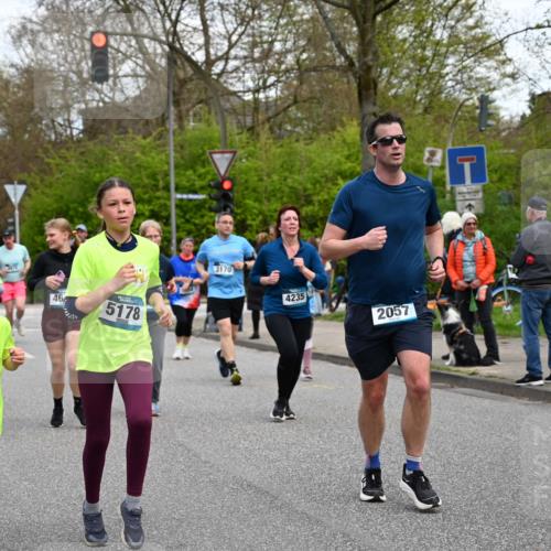 12.04.2026 - 45. Internationalen Wilhelmsburger Insellauf J. Mangold http://msf.ph/oto/9511144 12.04.2026 13:02:14 Ziel 2185, 5100, 4422, 2733, 4433, 2738, 3129, 3616, 5181, 5117, 3663, 5540, 5137, 4527, 4606, 5455, 4817, 4818, 4966, 2278, 2292, 2057, 5068, 3858, 3859, 4525, 4072, 2086, 5827, 4310, 4308, 5165, 4584, 5123, 5177, 5178, 5658, 4235, 3128, 5175, 3510, 4618, 4617, 4990, 3170, 4719, 4854, 3761, 3761, 4253, 5022, 4239, 3618, 3784, 5329, 5330, 4099, 4576, 4100, 2023, 5091, 5072, 5061, 4858, 5730, 4760, 5197 meine-sportfotos.de