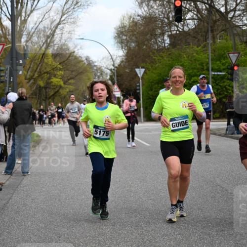 12.04.2026 - 45. Internationalen Wilhelmsburger Insellauf J. Mangold http://msf.ph/oto/9511158 12.04.2026 13:02:16 Ziel 5100, 4422, 2733, 4433, 2738, 3129, 3616, 5181, 5117, 3663, 5540, 5137, 4527, 4606, 5455, 4817, 4818, 4966, 2278, 2292, 2057, 5068, 3858, 3859, 4525, 4072, 2086, 5827, 4310, 4308, 5165, 4584, 5123, 5177, 5178, 5658, 4235, 3128, 5175, 3510, 4618, 4617, 4990, 3170, 4719, 4854, 3761, 4253, 5022, 4239, 3618, 4239, 3618, 3784, 5329, 5330, 4099, 4576, 4100, 2023, 5091, 5072, 5061, 4858, 5730, 4760, 5197, 5077, 5151 meine-sportfotos.de