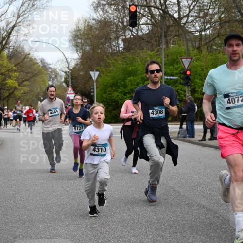 12.04.2026 - 45. Internationalen Wilhelmsburger Insellauf J. Mangold http://msf.ph/oto/9511172 12.04.2026 13:02:19 Ziel 2733, 4433, 2738, 3129, 3616, 5181, 5117, 3663, 5540, 5137, 4527, 4606, 5455, 4817, 4818, 4966, 2278, 2292, 2057, 5068, 3858, 3859, 4525, 4072, 2086, 5827, 4310, 4308, 5165, 4584, 5123, 5177, 5178, 5658, 5658, 4235, 3128, 5175, 3510, 4618, 4617, 4990, 3170, 4719, 4854, 3761, 4253, 5022, 4239, 3618, 3784, 5329, 5330, 4099, 4576, 4100, 4576, 4100, 2023, 5091, 5072, 5061, 4858, 5730, 4760, 5197, 5077, 5151, 4805, 4797 meine-sportfotos.de
