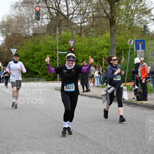 12.04.2026 - 45. Internationalen Wilhelmsburger Insellauf J. Mangold http://msf.ph/oto/9511210 12.04.2026 13:02:24 Ziel 3129, 3616, 5181, 5117, 3663, 5540, 5137, 4527, 4606, 5455, 4817, 4818, 4966, 2278, 2292, 2057, 5068, 3858, 3859, 4525, 4072, 2086, 5827, 4310, 4308, 5165, 4584, 5123, 5177, 5178, 5658, 4235, 3128, 5175, 3510, 4618, 4617, 4618, 4617, 4990, 3170, 4719, 4854, 3761, 4253, 5022, 4239, 3618, 3784, 5329, 5330, 4099, 4576, 4100, 2023, 5091, 5072, 5061, 4858, 5730, 4760, 5197, 5077, 5151, 4805, 4797, 4123, 4650, 5162, 4816 meine-sportfotos.de