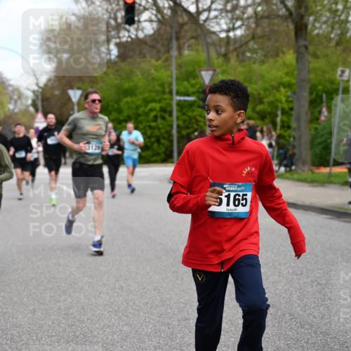 12.04.2026 - 45. Internationalen Wilhelmsburger Insellauf J. Mangold http://msf.ph/oto/9511245 12.04.2026 13:02:28 Ziel 5181, 5117, 3663, 5540, 5137, 4527, 4606, 5455, 4817, 4818, 4966, 2278, 2292, 2057, 5068, 3858, 3859, 4525, 4072, 2086, 5827, 4310, 4308, 5165, 4584, 5123, 5177, 5178, 5658, 4235, 3128, 5175, 3510, 4618, 4617, 4990, 3170, 4719, 4854, 3761, 4253, 5022, 4239, 3618, 4239, 3618, 3784, 5329, 5330, 4099, 4576, 4100, 2023, 5091, 5072, 5061, 4858, 5730, 4760, 5197, 5077, 5151, 5077, 5151, 4805, 4797, 4123, 4650, 5162, 4816, 3454, 3062, 4523, 2704 meine-sportfotos.de