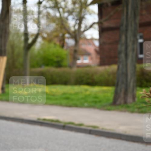12.04.2026 - 45. Internationalen Wilhelmsburger Insellauf J. Mangold http://msf.ph/oto/9511257 12.04.2026 13:02:29 Ziel 3663, 5540, 5137, 4527, 4606, 5455, 4817, 4818, 4966, 2278, 2292, 2057, 5068, 3858, 3859, 4525, 4072, 2086, 5827, 4310, 4308, 5165, 4584, 5123, 5177, 5178, 5658, 4235, 3128, 5175, 3510, 4618, 4617, 4990, 3170, 4719, 4854, 3761, 4253, 5022, 4239, 3618, 3784, 5329, 5330, 4099, 4576, 4100, 2023, 5091, 5072, 5061, 4858, 5730, 4760, 5197, 5077, 5151, 4805, 4797, 4123, 4650, 5162, 4816, 3454, 3062, 4523, 2704, 4413 meine-sportfotos.de