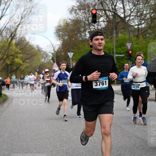 12.04.2026 - 45. Internationalen Wilhelmsburger Insellauf J. Mangold http://msf.ph/oto/9511279 12.04.2026 13:02:33 Ziel 2278, 2292, 2057, 5068, 3858, 3859, 4525, 4072, 2086, 5827, 4310, 4308, 5165, 4584, 5123, 5177, 5178, 5658, 4235, 3128, 5175, 3510, 4618, 4617, 4990, 3170, 4719, 4854, 3761, 4253, 5022, 4239, 3618, 3784, 5329, 5330, 4099, 4576, 4100, 2023, 5091, 5072, 5061, 4858, 5730, 4760, 5197, 5077, 5151, 4805, 4797, 4123, 4650, 4650, 5162, 4816, 3454, 3062, 4523, 2704, 4413, 5428, 2938, 5116, 4267, 2939, 5138, 3489 meine-sportfotos.de