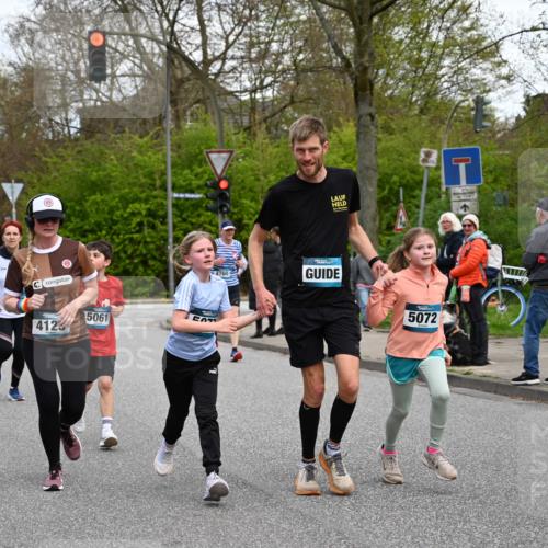 12.04.2026 - 45. Internationalen Wilhelmsburger Insellauf J. Mangold http://msf.ph/oto/9511321 12.04.2026 13:02:38 Ziel 5165, 4584, 5123, 5177, 5178, 5658, 4235, 3128, 5175, 3510, 4618, 4617, 4990, 3170, 4719, 4854, 3761, 4253, 5022, 4239, 3618, 3784, 5329, 5330, 4099, 4576, 4100, 2023, 5091, 5072, 5061, 4858, 5730, 4760, 5197, 4760, 5197, 5077, 5151, 4805, 4797, 4123, 4650, 5162, 4816, 3454, 3062, 4523, 2704, 4413, 5428, 2938, 5116, 4267, 2939, 5138, 3489, 5683 meine-sportfotos.de