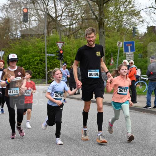 12.04.2026 - 45. Internationalen Wilhelmsburger Insellauf J. Mangold http://msf.ph/oto/9511322 12.04.2026 13:02:38 Ziel 5165, 4584, 5123, 5177, 5178, 5658, 4235, 3128, 5175, 3510, 4618, 4617, 4990, 3170, 4719, 4854, 3761, 4253, 5022, 4239, 3618, 3784, 5329, 5330, 4099, 4576, 4100, 2023, 5091, 5072, 5061, 4858, 5730, 4760, 5197, 4760, 5197, 5077, 5151, 4805, 4797, 4123, 4650, 5162, 4816, 3454, 3062, 4523, 2704, 4413, 5428, 2938, 5116, 4267, 2939, 5138, 3489, 5683 meine-sportfotos.de