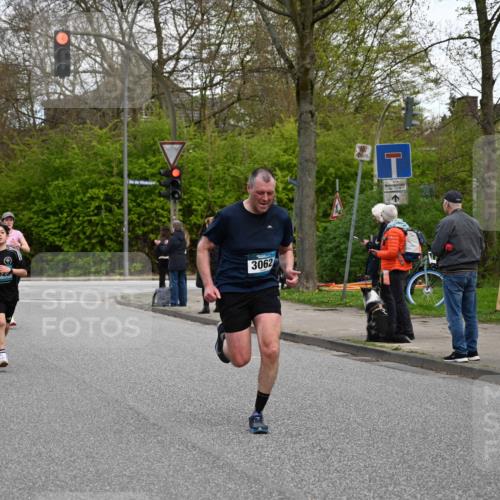 12.04.2026 - 45. Internationalen Wilhelmsburger Insellauf J. Mangold http://msf.ph/oto/9511430 12.04.2026 13:02:56 Ziel 4576, 4100, 2023, 5091, 5072, 5061, 4858, 5730, 4760, 5197, 5077, 5151, 4805, 4797, 4123, 4650, 5162, 4816, 3454, 3062, 4523, 2704, 4413, 5428, 2938, 5116, 4267, 2939, 5138, 5138, 3489, 5683, 5436, 3313, 5470, 4743, 4323, 3962, 4323, 3962, 3652, 2642, 4780, 5063, 2508, 5200, 5208, 4842, 2287 meine-sportfotos.de