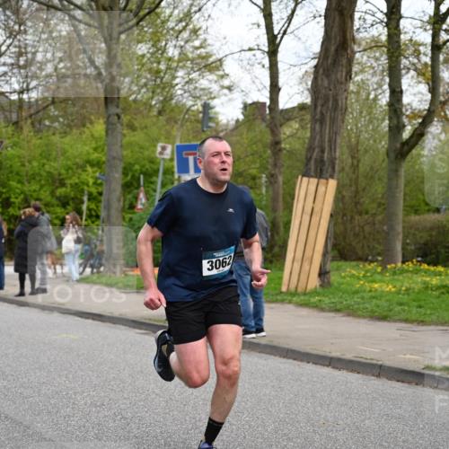 12.04.2026 - 45. Internationalen Wilhelmsburger Insellauf J. Mangold http://msf.ph/oto/9511440 12.04.2026 13:02:57 Ziel 2023, 5091, 5072, 5061, 4858, 5730, 4760, 5197, 5077, 5151, 4805, 4797, 4123, 4650, 5162, 4816, 3454, 3062, 4523, 2704, 4413, 5428, 2938, 5116, 4267, 2939, 5138, 3489, 3489, 5683, 5436, 3313, 5470, 4743, 4323, 3962, 3652, 3652, 2642, 4780, 5063, 2508, 5200, 5208, 4842, 2287, 4843, 4526 meine-sportfotos.de