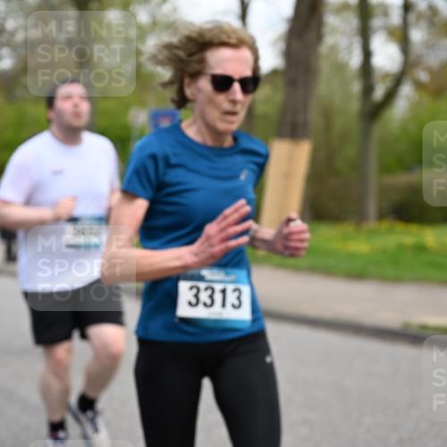 12.04.2026 - 45. Internationalen Wilhelmsburger Insellauf J. Mangold http://msf.ph/oto/9511478 12.04.2026 13:03:02 Ziel 5061, 4858, 5730, 4760, 5197, 5077, 5151, 4805, 4797, 4123, 4650, 5162, 4816, 3454, 3062, 4523, 2704, 4413, 5428, 2938, 5116, 4267, 2939, 5138, 3489, 5683, 5436, 3313, 5470, 4743, 4323, 3962, 3652, 2642, 4780, 4780, 5063, 2508, 5200, 5208, 4842, 2287, 4843, 4526, 5475, 2007, 3523, 4217, 5433, 5430, 5105, 2580, 2412 meine-sportfotos.de
