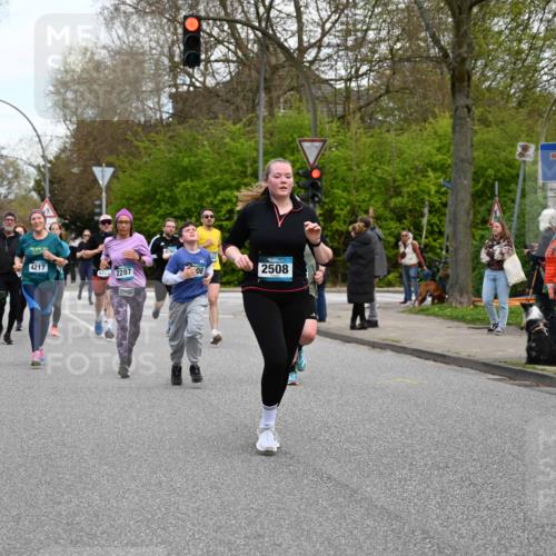 12.04.2026 - 45. Internationalen Wilhelmsburger Insellauf J. Mangold http://msf.ph/oto/9511490 12.04.2026 13:03:12 Ziel 5162, 4816, 3454, 3062, 4523, 2704, 4413, 5428, 2938, 5116, 4267, 2939, 5138, 3489, 5683, 5436, 3313, 5470, 4743, 4323, 3962, 3652, 2642, 4780, 5063, 2508, 5200, 5208, 4842, 2287, 4843, 4526, 5475, 2007, 3523, 4217, 5433, 4217, 5433, 5430, 5105, 2580, 2412, 5448, 5150, 5668, 5198, 4372, 3737, 3736, 4373, 3883, 5662, 5252, 4032 meine-sportfotos.de