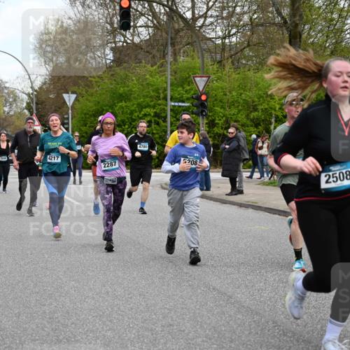 12.04.2026 - 45. Internationalen Wilhelmsburger Insellauf J. Mangold http://msf.ph/oto/9511502 12.04.2026 13:03:13 Ziel 5162, 4816, 3454, 3062, 4523, 2704, 4413, 5428, 2938, 5116, 4267, 2939, 5138, 3489, 5683, 5436, 3313, 5470, 4743, 4323, 3962, 3652, 2642, 2642, 4780, 5063, 2508, 5200, 5208, 4842, 2287, 4843, 4526, 5475, 2007, 3523, 4217, 5433, 5430, 5105, 5430, 5105, 2580, 2412, 5448, 5150, 5668, 5198, 4372, 3737, 3736, 4373, 3883, 5662, 5252, 4032 meine-sportfotos.de