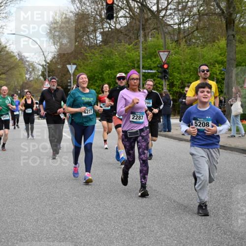 12.04.2026 - 45. Internationalen Wilhelmsburger Insellauf J. Mangold http://msf.ph/oto/9511511 12.04.2026 13:03:14 Ziel 3454, 3062, 4523, 2704, 4413, 5428, 2938, 5116, 4267, 2939, 5138, 3489, 5683, 5436, 3313, 5470, 4743, 4323, 3962, 3652, 2642, 4780, 4780, 5063, 2508, 5200, 5208, 4842, 2287, 4843, 4526, 5475, 2007, 3523, 4217, 5433, 5430, 5105, 2580, 2412, 2580, 2412, 5448, 5150, 5668, 5198, 4372, 3737, 3736, 4373, 3883, 5662, 5252, 4032, 4345 meine-sportfotos.de