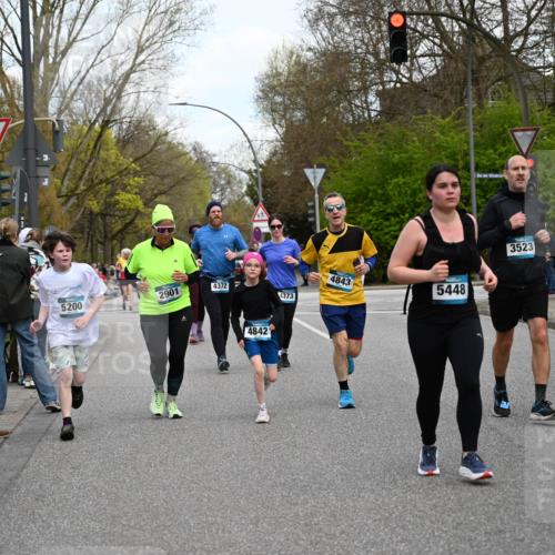 12.04.2026 - 45. Internationalen Wilhelmsburger Insellauf J. Mangold http://msf.ph/oto/9511538 12.04.2026 13:03:20 Ziel 5428, 2938, 5116, 4267, 2939, 5138, 3489, 5683, 5436, 3313, 5470, 4743, 4323, 3962, 3652, 2642, 4780, 5063, 2508, 5200, 5208, 4842, 2287, 4842, 2287, 4843, 4526, 5475, 2007, 3523, 4217, 5433, 5430, 5105, 2580, 2412, 5448, 5150, 5668, 5198, 4372, 3737, 3736, 4373, 3883, 5662, 5252, 4032, 4345, 2369, 3768, 5155, 4226, 5250, 4247 meine-sportfotos.de
