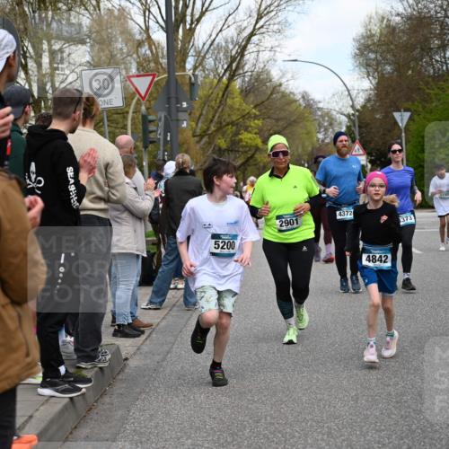 12.04.2026 - 45. Internationalen Wilhelmsburger Insellauf J. Mangold http://msf.ph/oto/9511546 12.04.2026 13:03:21 Ziel 5138, 3489, 5683, 5436, 3313, 5470, 4743, 4323, 3962, 3652, 2642, 4780, 5063, 2508, 5200, 5208, 4842, 2287, 4843, 4526, 4843, 4526, 5475, 2007, 3523, 4217, 5433, 5430, 5105, 2580, 2412, 5448, 5150, 5668, 5198, 4372, 3737, 3736, 4373, 3883, 5662, 5252, 4032, 4345, 2369, 3768, 5155, 4226, 5250, 4247, 2715, 4260 meine-sportfotos.de