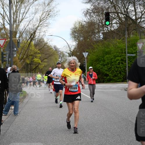 12.04.2026 - 45. Internationalen Wilhelmsburger Insellauf J. Mangold http://msf.ph/oto/9511600 12.04.2026 13:03:35 Ziel 2642, 4780, 5063, 2508, 5200, 5208, 4842, 2287, 4843, 4526, 5475, 2007, 3523, 4217, 5433, 5430, 5105, 2580, 2412, 5448, 5150, 5668, 5198, 4372, 3737, 3736, 4373, 3883, 5662, 5252, 5252, 4032, 4345, 2369, 3768, 5155, 4226, 5250, 4247, 2715, 4260, 3034, 5469, 2128, 5667, 2089, 3870, 5193, 2307, 5257 meine-sportfotos.de