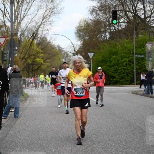 12.04.2026 - 45. Internationalen Wilhelmsburger Insellauf J. Mangold http://msf.ph/oto/9511604 12.04.2026 13:03:35 Ziel 2642, 4780, 5063, 2508, 5200, 5208, 4842, 2287, 4843, 4526, 5475, 2007, 3523, 4217, 5433, 5430, 5105, 2580, 2412, 5448, 5150, 5668, 5198, 4372, 3737, 3736, 4373, 3883, 5662, 5252, 5252, 4032, 4345, 2369, 3768, 5155, 4226, 5250, 4247, 2715, 4260, 3034, 5469, 2128, 5667, 2089, 3870, 5193, 2307, 5257 meine-sportfotos.de