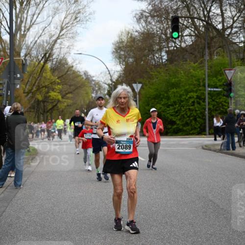 12.04.2026 - 45. Internationalen Wilhelmsburger Insellauf J. Mangold http://msf.ph/oto/9511606 12.04.2026 13:03:35 Ziel 2642, 4780, 5063, 2508, 5200, 5208, 4842, 2287, 4843, 4526, 5475, 2007, 3523, 4217, 5433, 5430, 5105, 2580, 2412, 5448, 5150, 5668, 5198, 4372, 3737, 3736, 4373, 3883, 5662, 5252, 5252, 4032, 4345, 2369, 3768, 5155, 4226, 5250, 4247, 2715, 4260, 3034, 5469, 2128, 5667, 2089, 3870, 5193, 2307, 5257 meine-sportfotos.de
