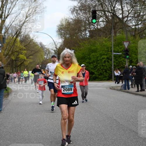 12.04.2026 - 45. Internationalen Wilhelmsburger Insellauf J. Mangold http://msf.ph/oto/9511610 12.04.2026 13:03:35 Ziel 2642, 4780, 5063, 2508, 5200, 5208, 4842, 2287, 4843, 4526, 5475, 2007, 3523, 4217, 5433, 5430, 5105, 2580, 2412, 5448, 5150, 5668, 5198, 4372, 3737, 3736, 4373, 3883, 5662, 5252, 5252, 4032, 4345, 2369, 3768, 5155, 4226, 5250, 4247, 2715, 4260, 3034, 5469, 2128, 5667, 2089, 3870, 5193, 2307, 5257 meine-sportfotos.de