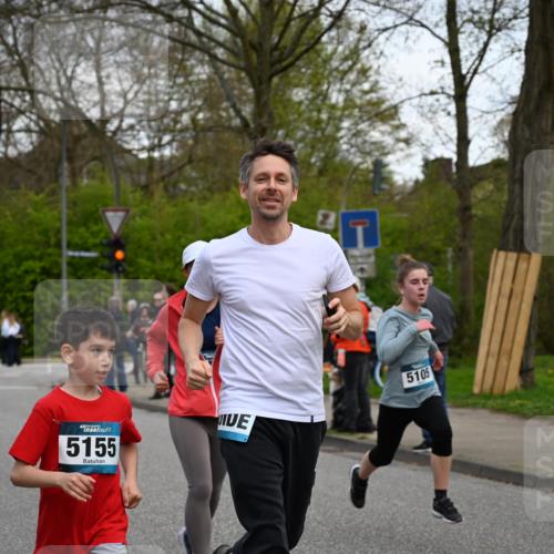 12.04.2026 - 45. Internationalen Wilhelmsburger Insellauf J. Mangold http://msf.ph/oto/9511636 12.04.2026 13:03:39 Ziel 4780, 5063, 2508, 5200, 5208, 4842, 2287, 4843, 4526, 5475, 2007, 3523, 4217, 5433, 5430, 5105, 2580, 2412, 5448, 5150, 5668, 5198, 4372, 3737, 3736, 4373, 3883, 5662, 5252, 4032, 4345, 2369, 3768, 5155, 4226, 5250, 4247, 2715, 4260, 3034, 5469, 2128, 5667, 2089, 3870, 5193, 2307, 5257, 4647, 5565, 4600, 5474, 4653, 5420, 5599 meine-sportfotos.de