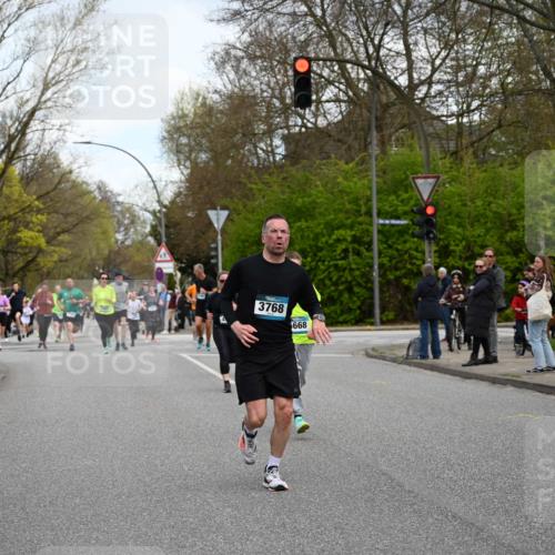 12.04.2026 - 45. Internationalen Wilhelmsburger Insellauf J. Mangold http://msf.ph/oto/9511643 12.04.2026 13:03:41 Ziel 2508, 5200, 5208, 4842, 2287, 4843, 4526, 5475, 2007, 3523, 4217, 5433, 5430, 5105, 2580, 2412, 5448, 5150, 5668, 5198, 4372, 3737, 3736, 4373, 3883, 5662, 5252, 4032, 4345, 2369, 3768, 5155, 3768, 5155, 4226, 5250, 4247, 2715, 4260, 3034, 5469, 2128, 5667, 2089, 3870, 5193, 2307, 5257, 4647, 5565, 4600, 5474, 4653, 5420, 5599, 5620, 4951, 4115 meine-sportfotos.de