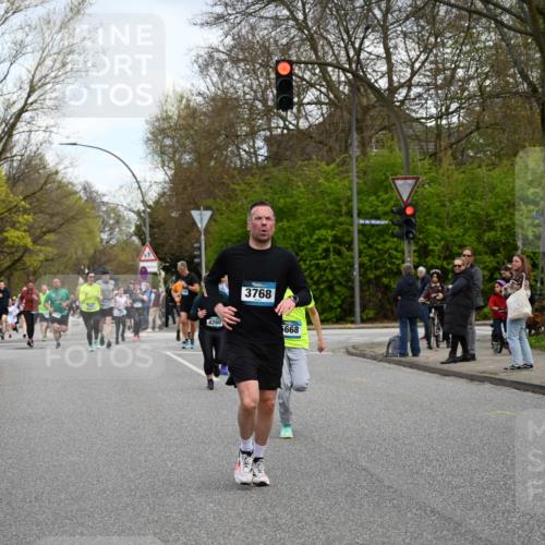 12.04.2026 - 45. Internationalen Wilhelmsburger Insellauf J. Mangold http://msf.ph/oto/9511644 12.04.2026 13:03:41 Ziel 2508, 5200, 5208, 4842, 2287, 4843, 4526, 5475, 2007, 3523, 4217, 5433, 5430, 5105, 2580, 2412, 5448, 5150, 5668, 5198, 4372, 3737, 3736, 4373, 3883, 5662, 5252, 4032, 4345, 2369, 3768, 5155, 3768, 5155, 4226, 5250, 4247, 2715, 4260, 3034, 5469, 2128, 5667, 2089, 3870, 5193, 2307, 5257, 4647, 5565, 4600, 5474, 4653, 5420, 5599, 5620, 4951, 4115 meine-sportfotos.de