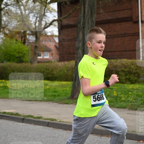 12.04.2026 - 45. Internationalen Wilhelmsburger Insellauf J. Mangold http://msf.ph/oto/9511661 12.04.2026 13:03:43 Ziel 5200, 5208, 4842, 2287, 4843, 4526, 5475, 2007, 3523, 4217, 5433, 5430, 5105, 2580, 2412, 5448, 5150, 5668, 5198, 4372, 3737, 3736, 4373, 3883, 5662, 5252, 4032, 4345, 2369, 3768, 5155, 4226, 5250, 4247, 2715, 4260, 3034, 5469, 2128, 5667, 2089, 3870, 5193, 2307, 2307, 5257, 4647, 5565, 4600, 5474, 4653, 5420, 5599, 5620, 4951, 4115 meine-sportfotos.de