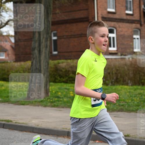 12.04.2026 - 45. Internationalen Wilhelmsburger Insellauf J. Mangold http://msf.ph/oto/9511662 12.04.2026 13:03:43 Ziel 5200, 5208, 4842, 2287, 4843, 4526, 5475, 2007, 3523, 4217, 5433, 5430, 5105, 2580, 2412, 5448, 5150, 5668, 5198, 4372, 3737, 3736, 4373, 3883, 5662, 5252, 4032, 4345, 2369, 3768, 5155, 4226, 5250, 4247, 2715, 4260, 3034, 5469, 2128, 5667, 2089, 3870, 5193, 2307, 2307, 5257, 4647, 5565, 4600, 5474, 4653, 5420, 5599, 5620, 4951, 4115 meine-sportfotos.de