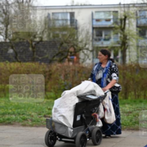 12.04.2026 - 45. Internationalen Wilhelmsburger Insellauf J. Mangold http://msf.ph/oto/9511674 12.04.2026 13:03:44 Ziel 5208, 4842, 2287, 4843, 4526, 5475, 2007, 3523, 4217, 5433, 5430, 5105, 2580, 2412, 5448, 5150, 5668, 5198, 4372, 3737, 3736, 4373, 3883, 5662, 5252, 4032, 4345, 2369, 3768, 5155, 4226, 5250, 4247, 4226, 5250, 4247, 2715, 4260, 3034, 5469, 2128, 5667, 2089, 3870, 5193, 2307, 5257, 4647, 5565, 4600, 5474, 4653, 5420, 5599, 5620, 4951, 4115, 4351 meine-sportfotos.de