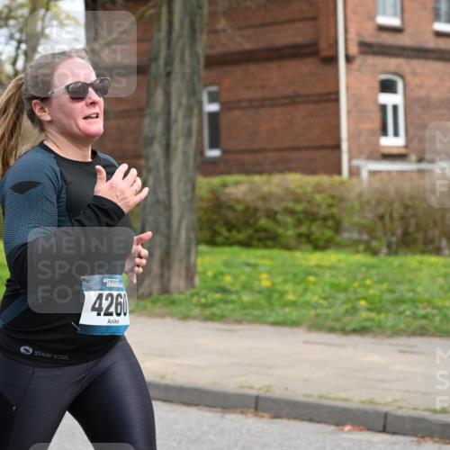 12.04.2026 - 45. Internationalen Wilhelmsburger Insellauf J. Mangold http://msf.ph/oto/9511678 12.04.2026 13:03:45 Ziel 4842, 2287, 4843, 4526, 5475, 2007, 3523, 4217, 5433, 5430, 5105, 2580, 2412, 5448, 5150, 5668, 5198, 4372, 3737, 3736, 4373, 3883, 5662, 5252, 4032, 4345, 2369, 3768, 5155, 4226, 5250, 4247, 2715, 4260, 2715, 4260, 3034, 5469, 2128, 5667, 2089, 3870, 5193, 2307, 5257, 4647, 5565, 4600, 5474, 4653, 5420, 5599, 5620, 4951, 4115, 4351, 4125 meine-sportfotos.de
