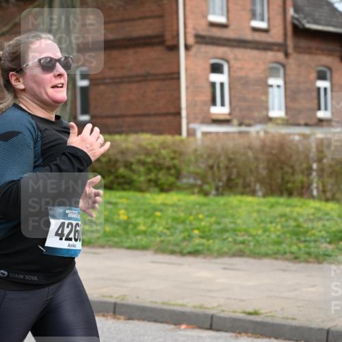 12.04.2026 - 45. Internationalen Wilhelmsburger Insellauf J. Mangold http://msf.ph/oto/9511679 12.04.2026 13:03:46 Ziel 4843, 4526, 5475, 2007, 3523, 4217, 5433, 5430, 5105, 2580, 2412, 5448, 5150, 5668, 5198, 4372, 3737, 3736, 4373, 3883, 5662, 5252, 4032, 4345, 2369, 3768, 5155, 4226, 5250, 4247, 2715, 4260, 3034, 3034, 5469, 2128, 5667, 2089, 3870, 5193, 2307, 5257, 5257, 4647, 5565, 4600, 5474, 4653, 5420, 5599, 5620, 4951, 4115, 4351, 4125 meine-sportfotos.de