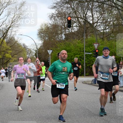 12.04.2026 - 45. Internationalen Wilhelmsburger Insellauf J. Mangold http://msf.ph/oto/9511694 12.04.2026 13:03:49 Ziel 4217, 5433, 5430, 5105, 2580, 2412, 5448, 5150, 5668, 5198, 4372, 3737, 3736, 4373, 3883, 5662, 5252, 4032, 4345, 2369, 3768, 5155, 4226, 5250, 4247, 2715, 4260, 3034, 5469, 2128, 5667, 2089, 5469, 2128, 5667, 2089, 3870, 5193, 2307, 5257, 4647, 5565, 4600, 5474, 4653, 5420, 5599, 5620, 4951, 4115, 4351, 4125 meine-sportfotos.de