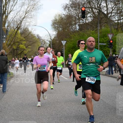 12.04.2026 - 45. Internationalen Wilhelmsburger Insellauf J. Mangold http://msf.ph/oto/9511698 12.04.2026 13:03:49 Ziel 4217, 5433, 5430, 5105, 2580, 2412, 5448, 5150, 5668, 5198, 4372, 3737, 3736, 4373, 3883, 5662, 5252, 4032, 4345, 2369, 3768, 5155, 4226, 5250, 4247, 2715, 4260, 3034, 5469, 2128, 5667, 2089, 5469, 2128, 5667, 2089, 3870, 5193, 2307, 5257, 4647, 5565, 4600, 5474, 4653, 5420, 5599, 5620, 4951, 4115, 4351, 4125 meine-sportfotos.de