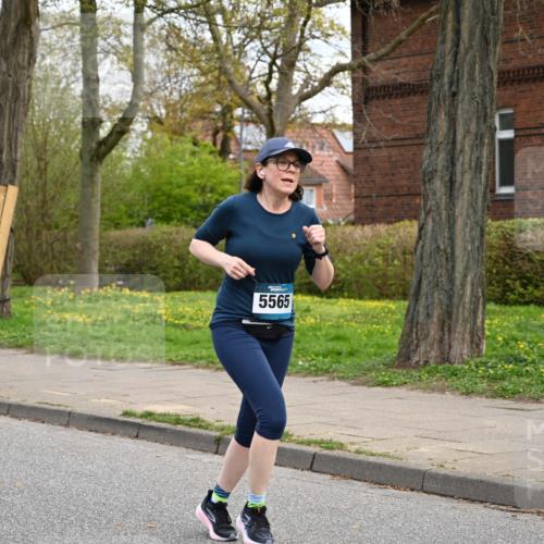 12.04.2026 - 45. Internationalen Wilhelmsburger Insellauf J. Mangold http://msf.ph/oto/9511747 12.04.2026 13:03:58 Ziel 5662, 5252, 4032, 4345, 2369, 3768, 5155, 4226, 5250, 4247, 2715, 4260, 3034, 5469, 2128, 5667, 2089, 3870, 5193, 2307, 5257, 5257, 4647, 5565, 4600, 5474, 4653, 5420, 5599, 5620, 4951, 4115, 4351, 4125, 5248, 5064, 4048, 5423, 5066, 5458, 5728 meine-sportfotos.de