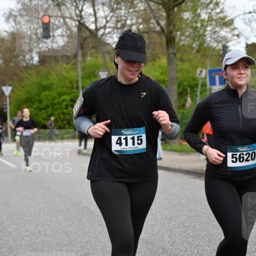 12.04.2026 - 45. Internationalen Wilhelmsburger Insellauf J. Mangold http://msf.ph/oto/9511764 12.04.2026 13:04:01 Ziel 4032, 4345, 2369, 3768, 5155, 4226, 5250, 4247, 2715, 4260, 3034, 5469, 2128, 5667, 2089, 3870, 5193, 2307, 5257, 4647, 5565, 4600, 5474, 4653, 5420, 5599, 5620, 4951, 4115, 4351, 4125, 5248, 5064, 4048, 5423, 5066, 5458, 5728, 5724, 2798 meine-sportfotos.de