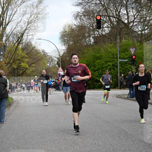12.04.2026 - 45. Internationalen Wilhelmsburger Insellauf J. Mangold http://msf.ph/oto/9511773 12.04.2026 13:04:03 Ziel 4345, 2369, 3768, 5155, 4226, 5250, 4247, 2715, 4260, 3034, 5469, 2128, 5667, 2089, 3870, 5193, 2307, 5257, 4647, 5565, 4600, 5474, 4653, 5420, 5599, 5420, 5599, 5620, 4951, 4115, 4351, 4125, 5248, 5064, 4048, 5423, 5066, 5458, 5728, 5724, 2798 meine-sportfotos.de
