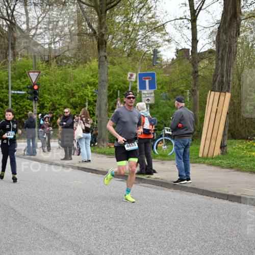 12.04.2026 - 45. Internationalen Wilhelmsburger Insellauf J. Mangold http://msf.ph/oto/9511789 12.04.2026 13:04:06 Ziel 3768, 5155, 4226, 5250, 4247, 2715, 4260, 3034, 5469, 2128, 5667, 2089, 3870, 5193, 2307, 5257, 4647, 5565, 4600, 5474, 4653, 5420, 5599, 5620, 4951, 4115, 4351, 4125, 5248, 5064, 5064, 4048, 5423, 5066, 5458, 5728, 5724, 2798, 5088 meine-sportfotos.de