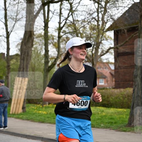 12.04.2026 - 45. Internationalen Wilhelmsburger Insellauf J. Mangold http://msf.ph/oto/9511835 12.04.2026 13:04:12 Ziel 5469, 2128, 5667, 2089, 3870, 5193, 2307, 5257, 4647, 5565, 4600, 5474, 4653, 5420, 5599, 5620, 4951, 4115, 4351, 4125, 5248, 5064, 4048, 5423, 5066, 5458, 5728, 5724, 2798, 2798, 5088, 5864, 3964, 2891, 4314, 5096, 5808, 5477 meine-sportfotos.de