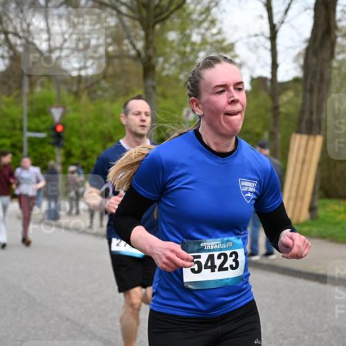 12.04.2026 - 45. Internationalen Wilhelmsburger Insellauf J. Mangold http://msf.ph/oto/9511869 12.04.2026 13:04:27 Ziel 4600, 5474, 4653, 5420, 5599, 5620, 4951, 4115, 4351, 4125, 5248, 5064, 4048, 5423, 5066, 5458, 5728, 5724, 2798, 5088, 5864, 3964, 2891, 4314, 5096, 5808, 5477, 3068, 5144, 5144, 5002, 5427, 4610, 5128, 5098, 5235, 5234, 5504, 2139, 3001, 2443 meine-sportfotos.de