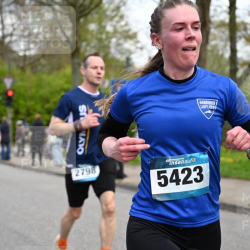 12.04.2026 - 45. Internationalen Wilhelmsburger Insellauf J. Mangold http://msf.ph/oto/9511871 12.04.2026 13:04:27 Ziel 4600, 5474, 4653, 5420, 5599, 5620, 4951, 4115, 4351, 4125, 5248, 5064, 4048, 5423, 5066, 5458, 5728, 5724, 2798, 5088, 5864, 3964, 2891, 4314, 5096, 5808, 5477, 3068, 5144, 5144, 5002, 5427, 4610, 5128, 5098, 5235, 5234, 5504, 2139, 3001, 2443 meine-sportfotos.de