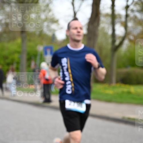 12.04.2026 - 45. Internationalen Wilhelmsburger Insellauf J. Mangold http://msf.ph/oto/9511876 12.04.2026 13:04:27 Ziel 4600, 5474, 4653, 5420, 5599, 5620, 4951, 4115, 4351, 4125, 5248, 5064, 4048, 5423, 5066, 5458, 5728, 5724, 2798, 5088, 5864, 3964, 2891, 4314, 5096, 5808, 5477, 3068, 5144, 5144, 5002, 5427, 4610, 5128, 5098, 5235, 5234, 5504, 2139, 3001, 2443 meine-sportfotos.de